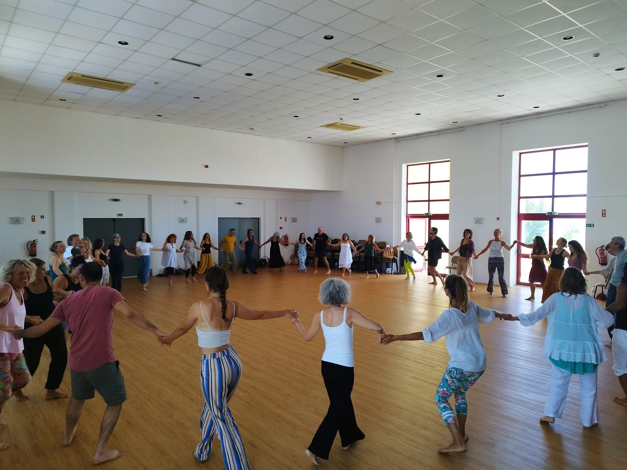Politécnico de Leiria aposta no bem-estar dos profissionais com sessões de biodanza