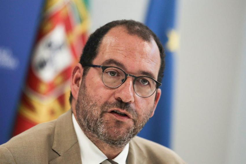 Ministro da Educação diz que não viu manifestações quando professores ficaram sem subsídios