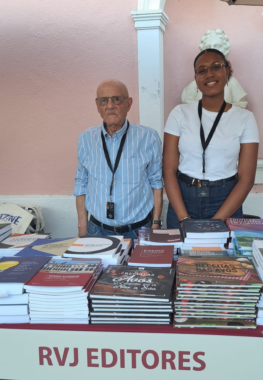 Stand da RVJ, com Francisco Carrega e Odara Brito