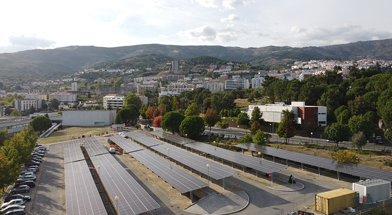 UBI inaugura central fotovoltaica