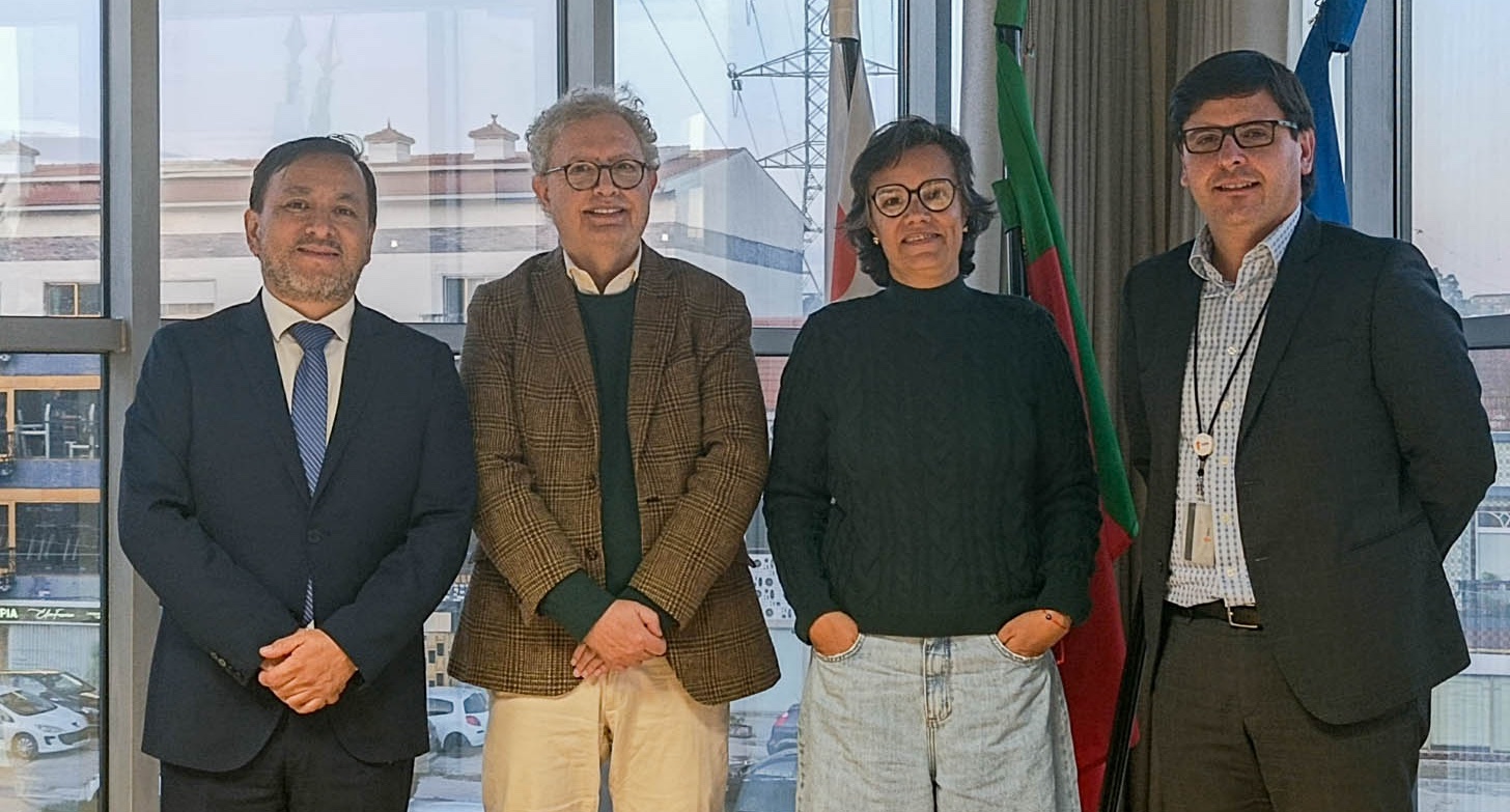 CESPU e UNIFEOB assinam acordo para medicina veterinária