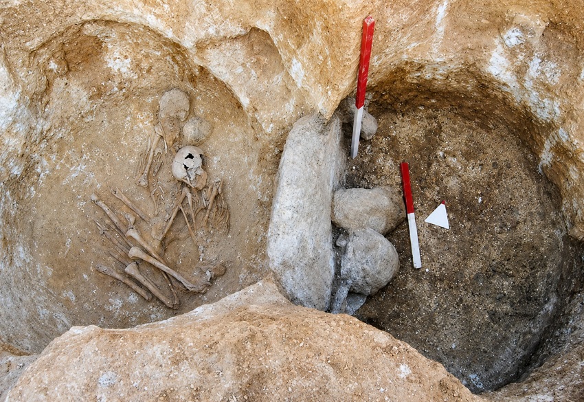 Arqueologia funerária no Minho