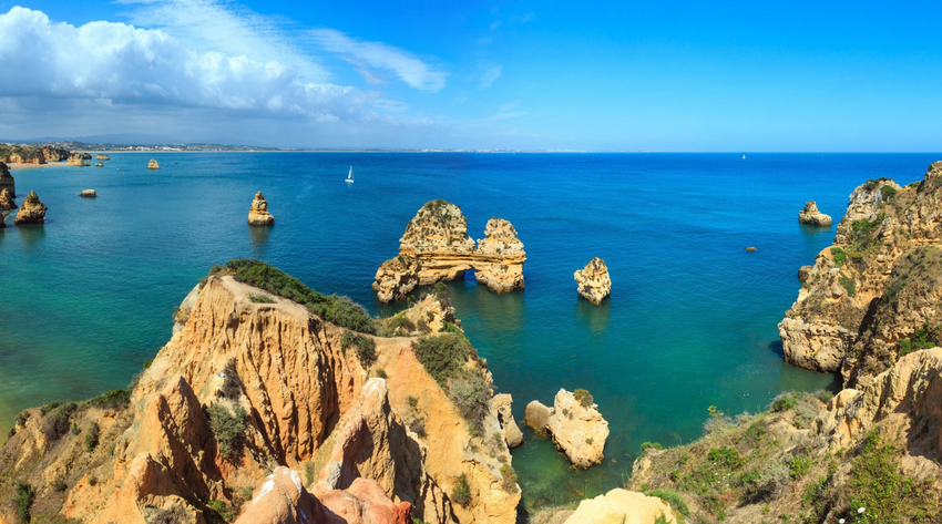 Algarve lidera no Turismo