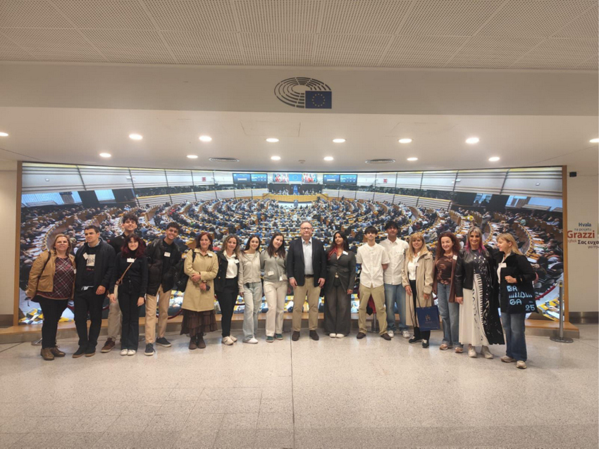 Da sala de aula ao Parlamento Europeu