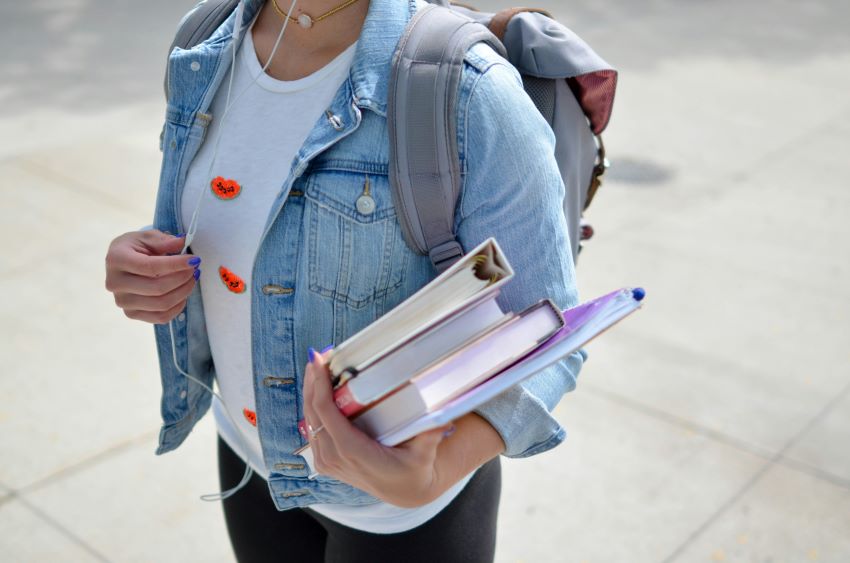 Só 11% dos filhos de famílias pobres e com o 9.º ano chegam ao ensino superior