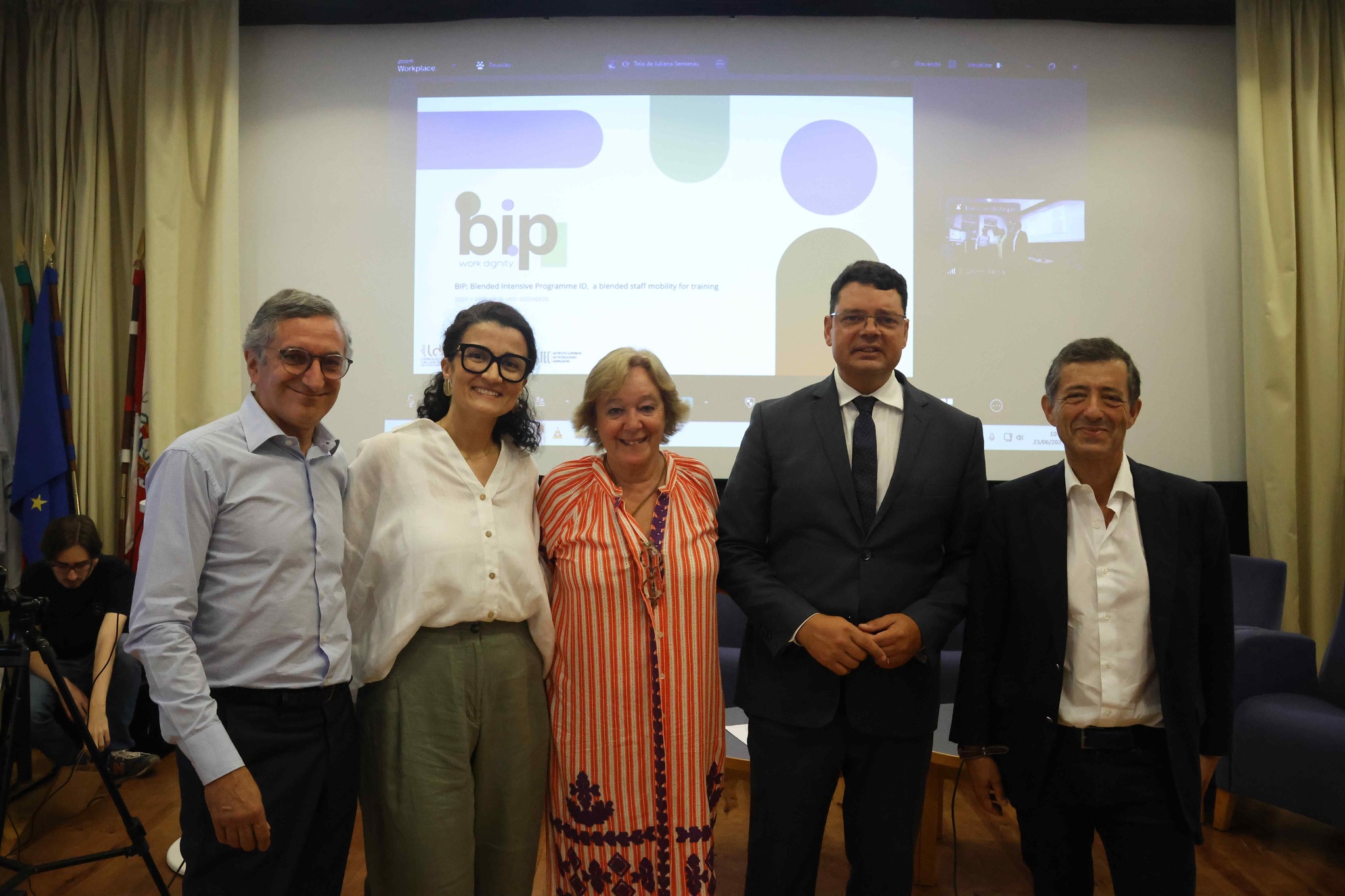 Politécnico de Santarém capacita estudantes e staff para comunicação digital e literacia crítica