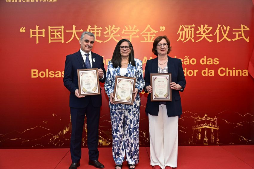China distingue IPS