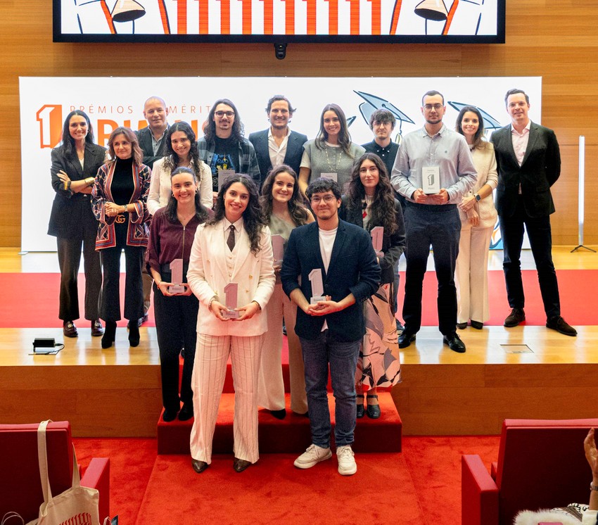 Beatriz Colares vence prémio Primus Inter Pares