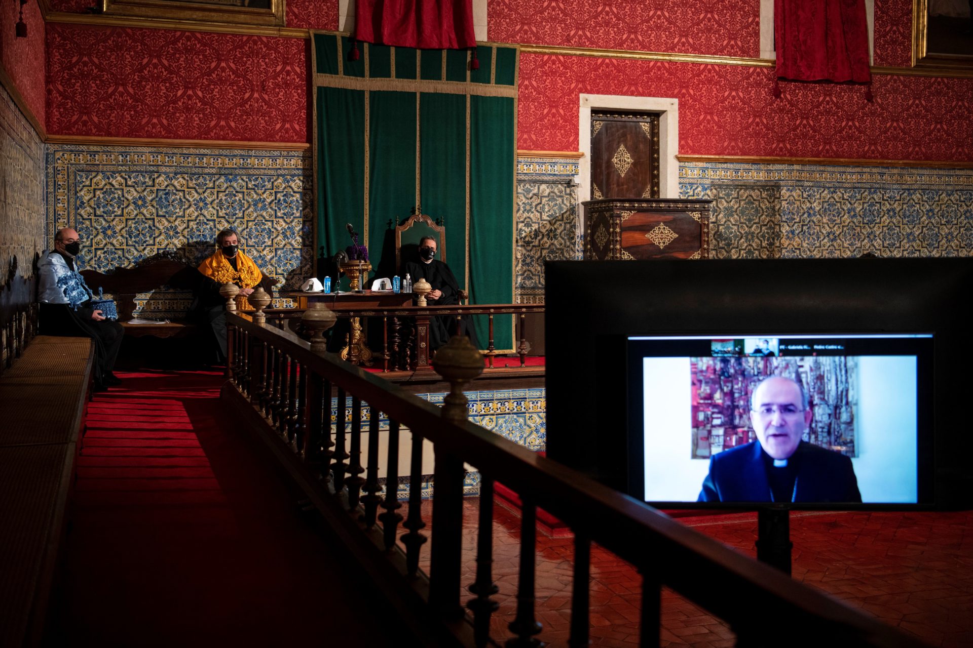 Tolentino Mendonça recebe prémio Universidade de Coimbra