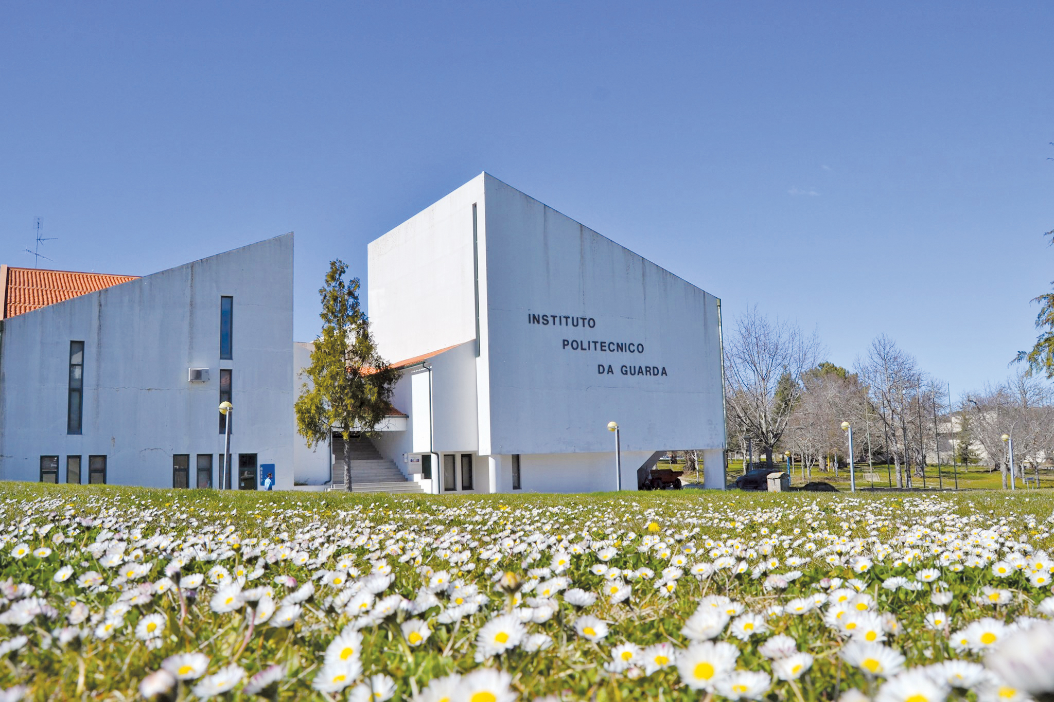 Politécnico da Guarda regressa às atividades  presenciais