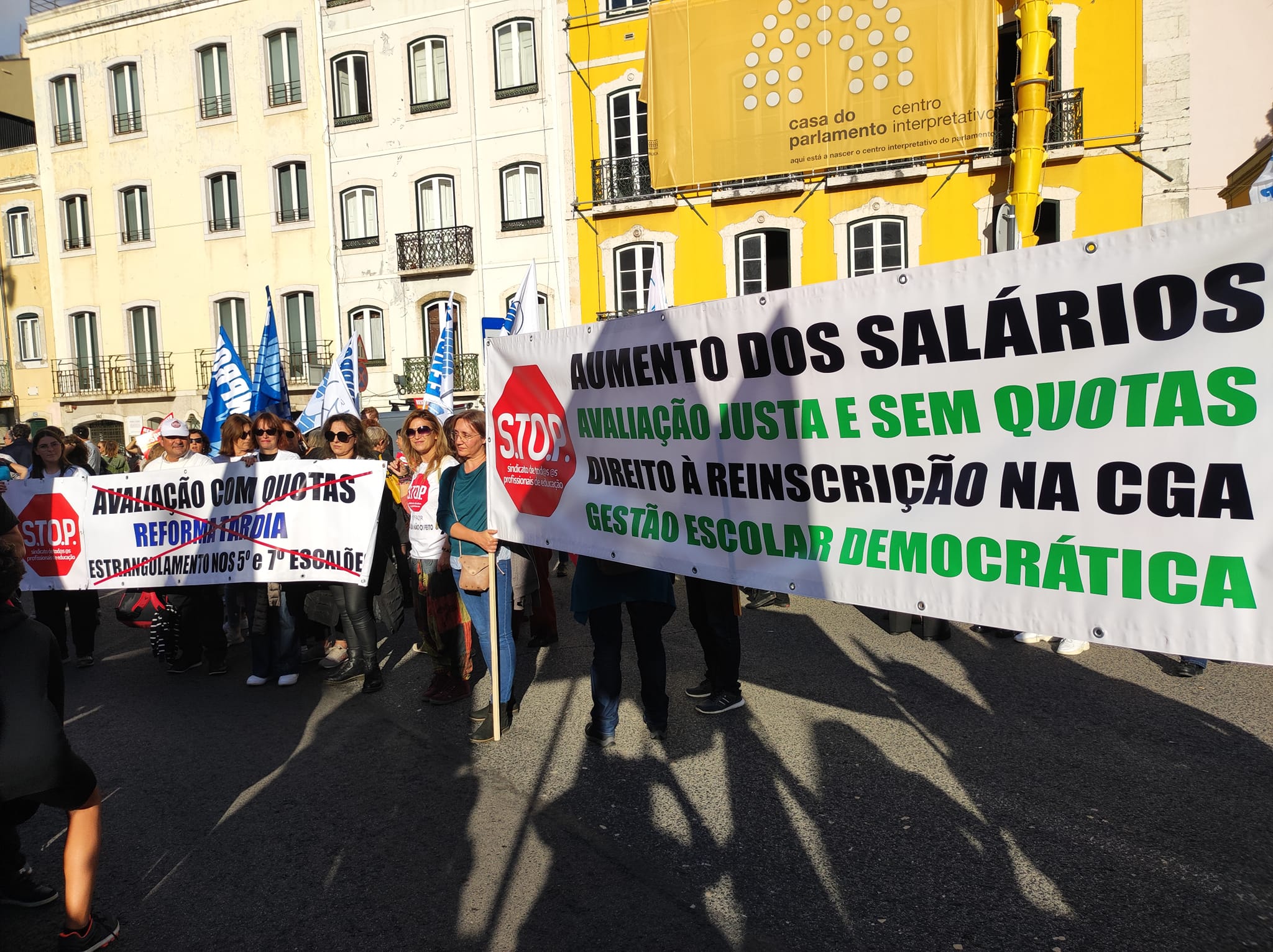 Escola: Stop anuncia greve às provas finais 