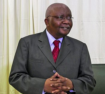 Guebuza elogia Mondlane