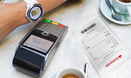 Santander lança conta online para universitários e cartão digital