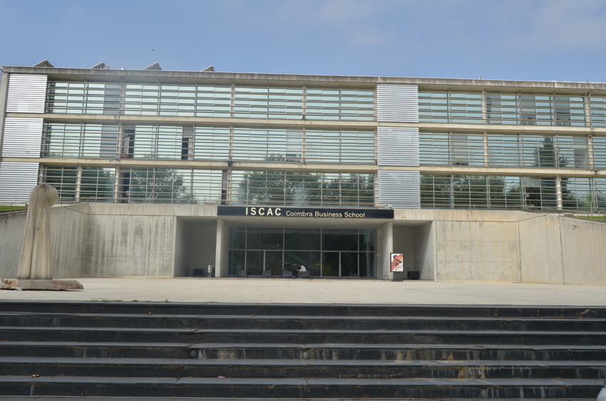 Coimbra Business School com Pós-Graduação Branding renovada