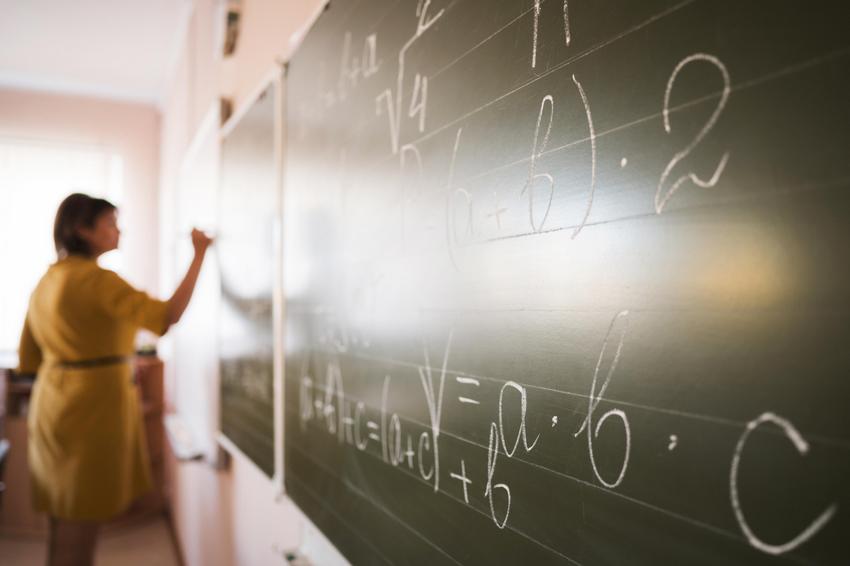 Cerca de 19 mil professores colocados nas escolas no próximo ano letivo