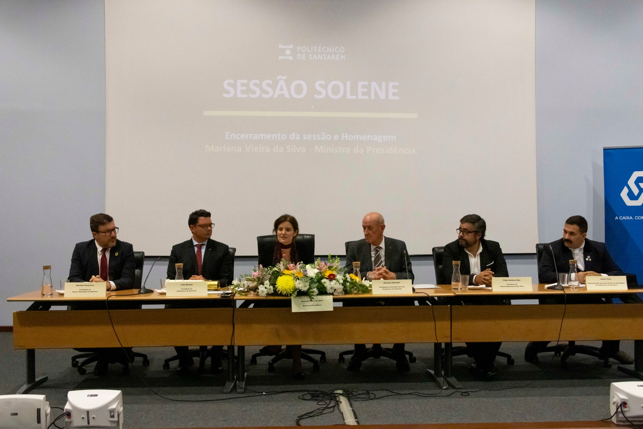 Mariana Vieira da Silva com os presidentes do Politécnico e do Conselho Geral, os autarcas de Santarém e Rio Maior , e o representante dos estudantes