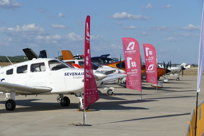 A escola de pilotos presente no evento