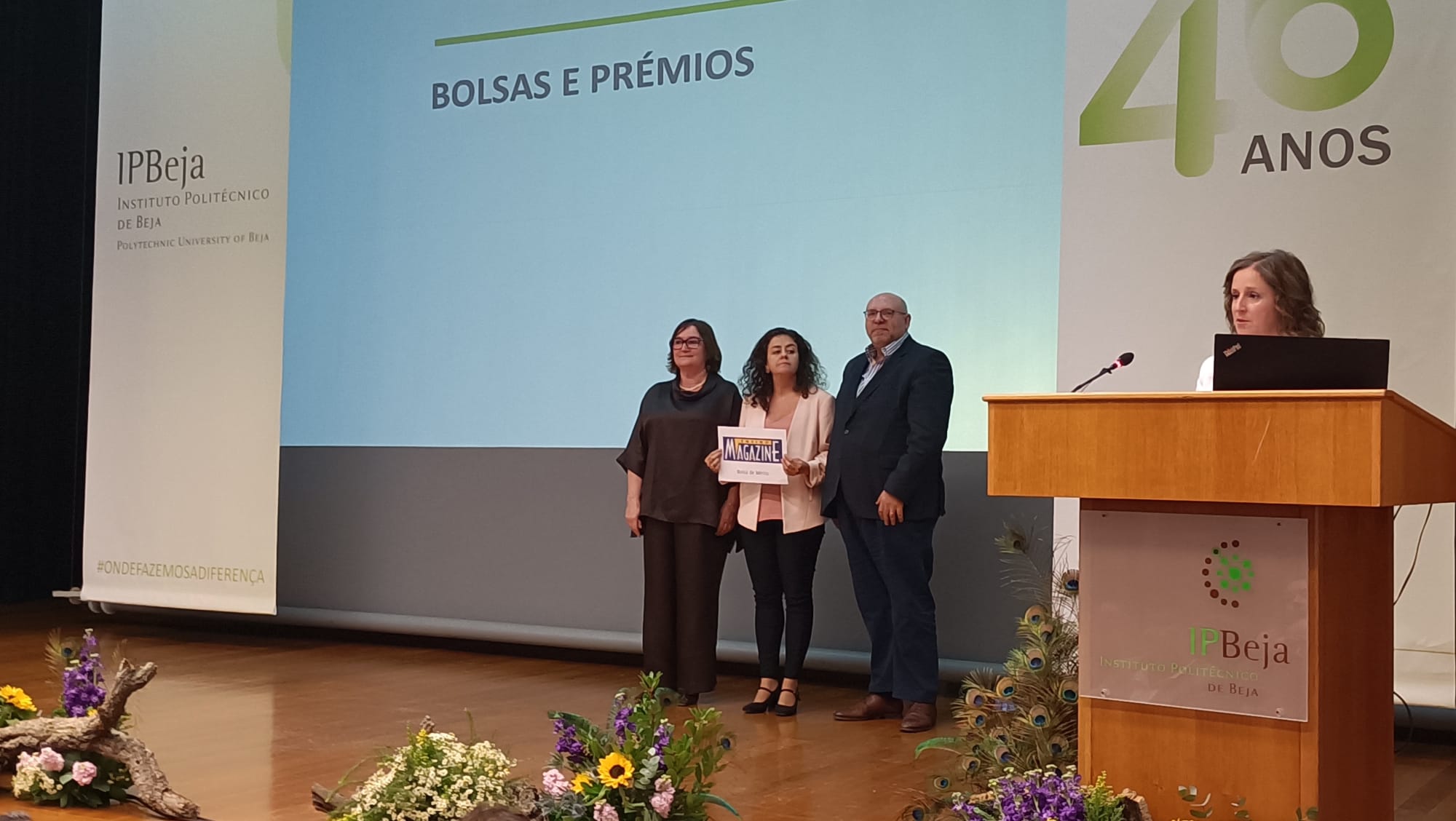 Bolsa de mérito Ensino Magazine